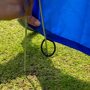 Tragbares Fu&szlig;balltor mit Zielscheibe